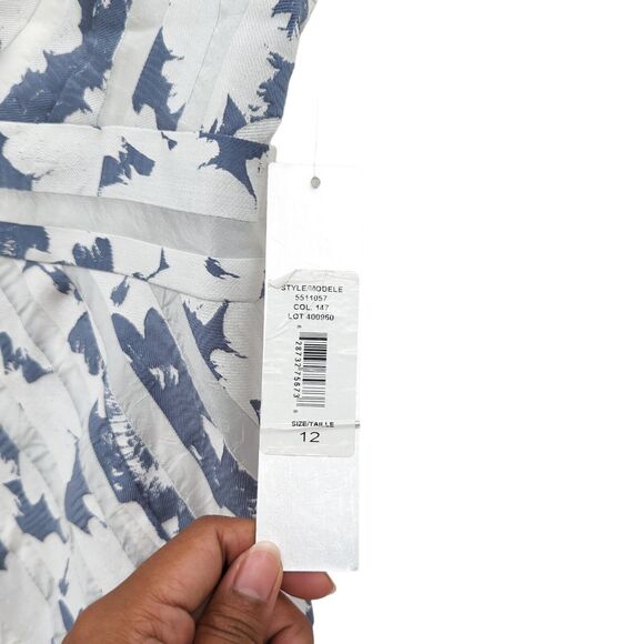 Kay Unger Women 12 Dress Gray White Mitered Stripes Floral Portrait Neckline NEW - Picture 7 of 11